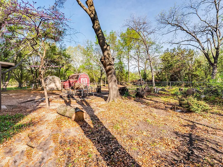 10606 Macmora Rd — Photo 28