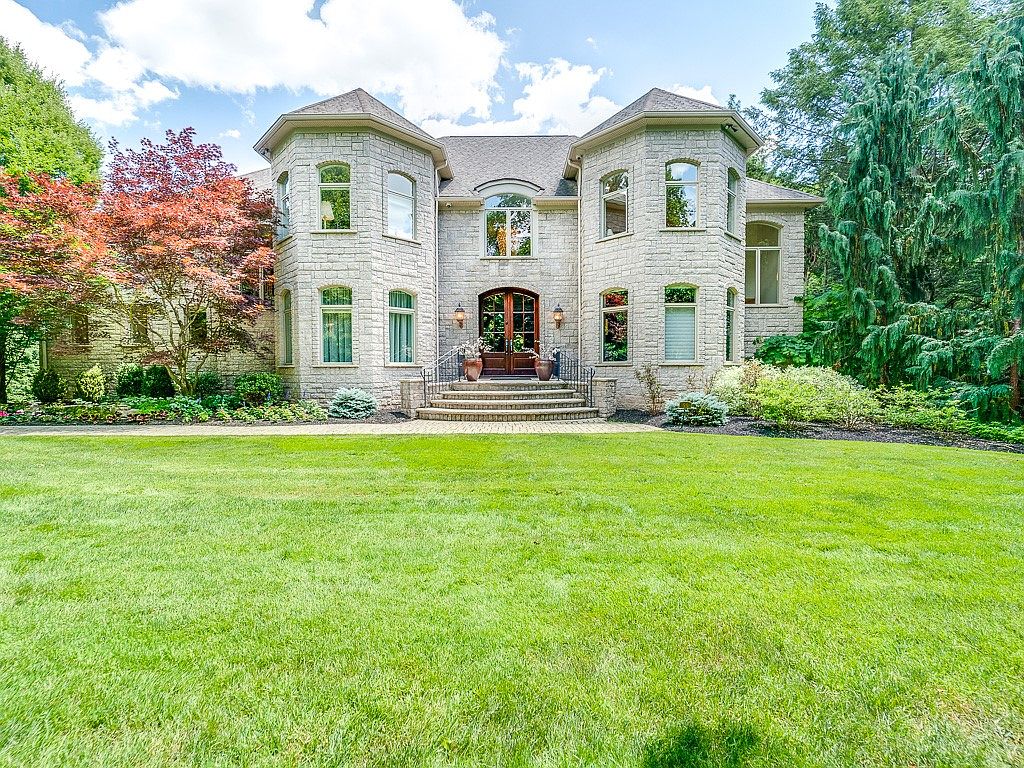 55 Ambassador Dr, Rochester, NY 14610 Zillow