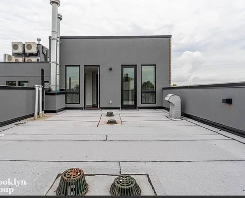 Rented by Brooklyn Group | media 22