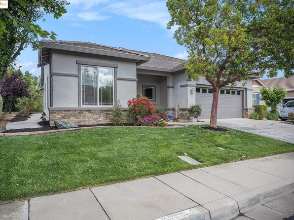 1012 Centennial Dr, Brentwood, CA 94513