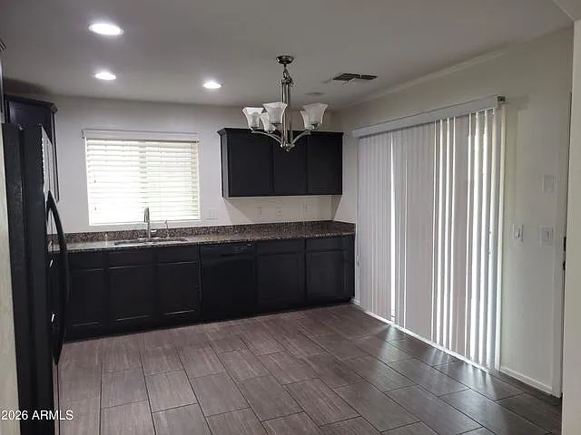 2508 E Vermont Dr — Photo 6