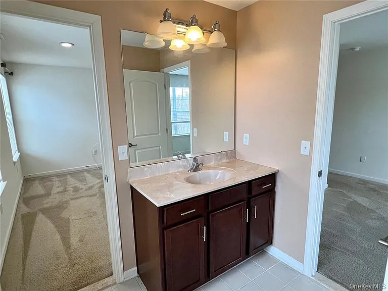 95 Meadow View Dr — Photo 24