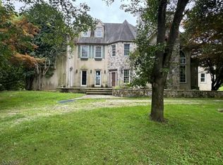 54 Farmbrook Rd, Sparta, NJ 07871