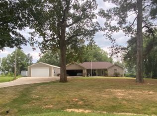 188 Moore Ln, Fulton, MS 38843