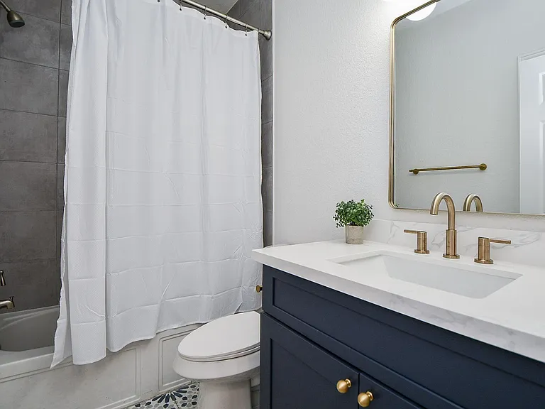 18 Hadlock Pl — Photo 28