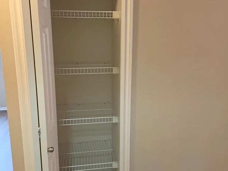 918 Orchid Pl — Photo 12