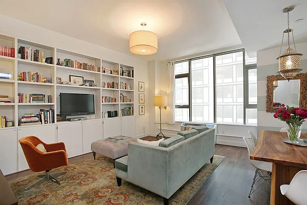 Sold by Corcoran | media 22