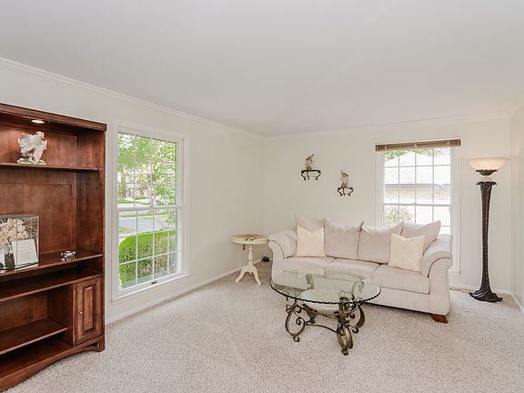 5th image of 13428 Featherstone Dr