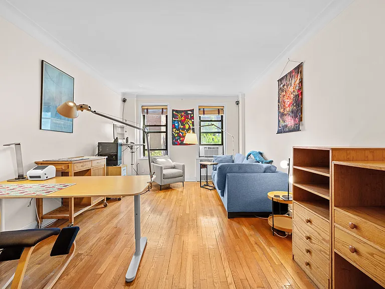 166 W 22nd St #4B — Photo 3