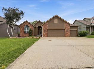 9908 N Lewis Ave, Kansas City, MO 64157