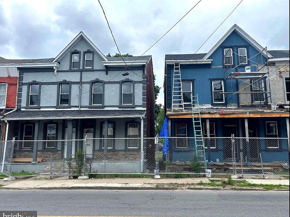 2nd image of 108 Chambers St