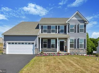 5 Wakefield Dr, East Fallowfield, PA 19320