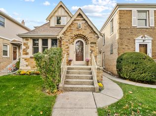 6582 N Oliphant Ave, Chicago, IL
