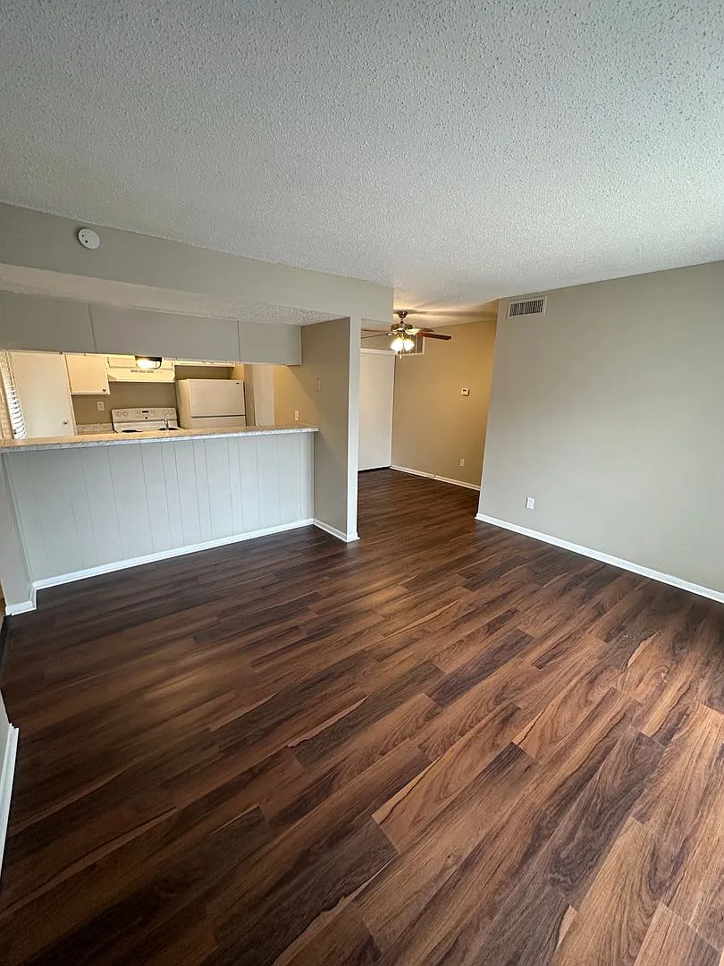 2BD/2BA Condo located on the Germantown/Memphis Line! — Photo 2