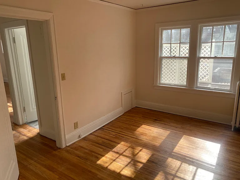 394 Cleveland Ave N #3 — Photo 3