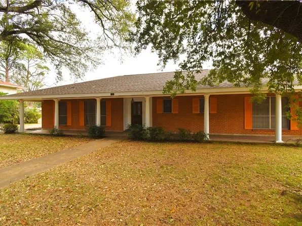 3203 Southfield Dr, Alexandria, LA 71301