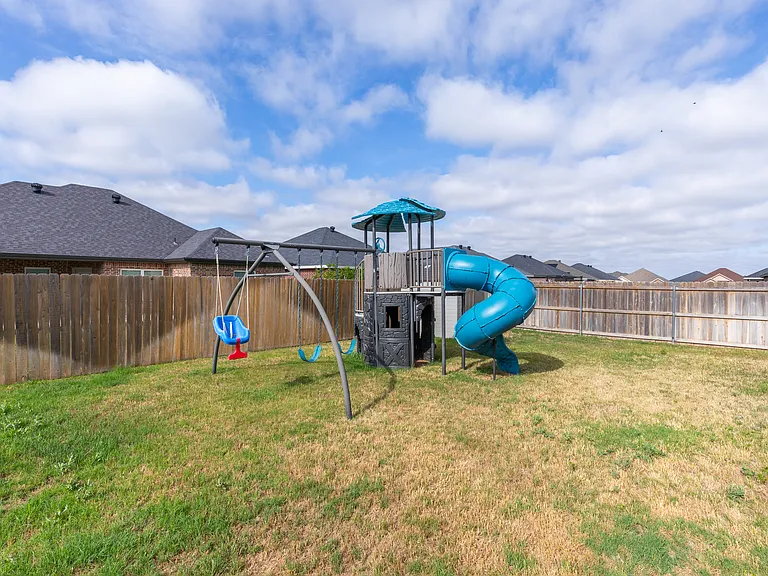 273 Martis Way — Photo 36
