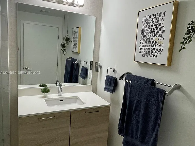 16385 Biscayne Blvd #2601 — Photo 30