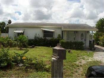 1st image of 1021 NW 23rd Ter