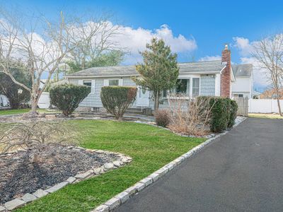 62 Cranford Boulevard, Mastic, NY, 11950