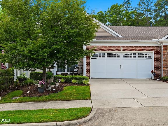 5th image of 733 Finnbar Dr