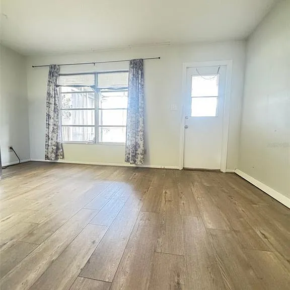 210 Elliot Ave #135 — Photo 12