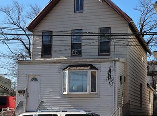 28 Maple Ave, Staten Island, NY