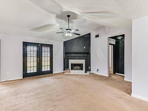 5th image of 145 Summerfield Circle