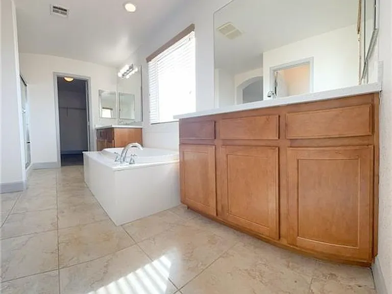 6596 Polonius Ct — Photo 22
