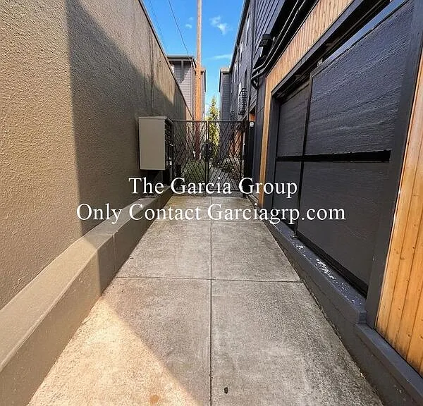 3025 SE Division St — Photo 40
