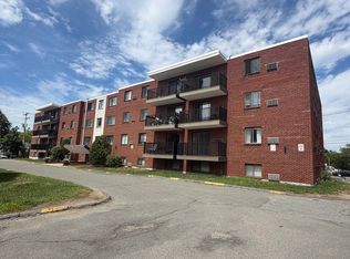 1000 Governors Dr APT 15, Winthrop, MA 02152