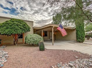 8146 E Renaud Ln, Tucson, AZ 85710