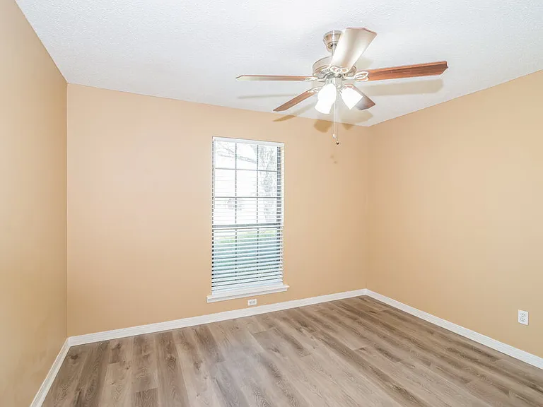 8536 Iron Mill Ct — Photo 22