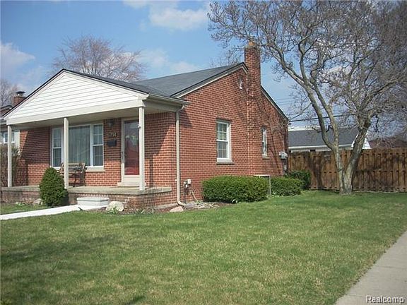 2nd image of 6714 Schaller St