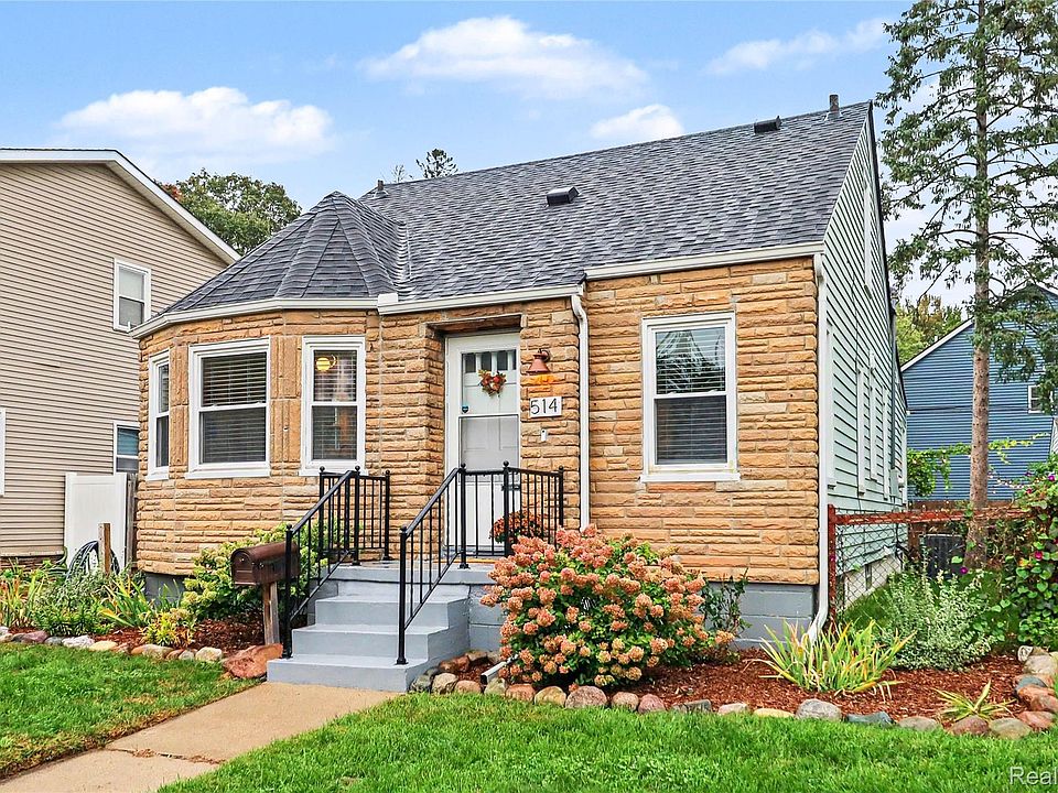 1st image of 514 Allen St