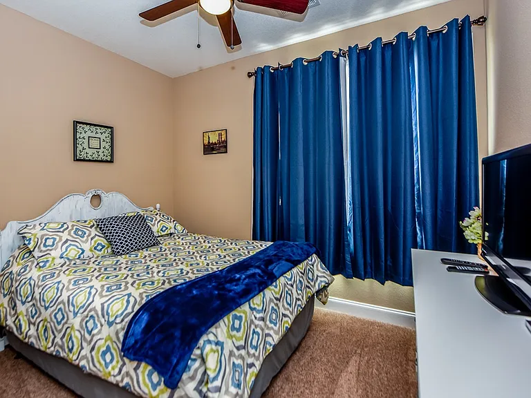 527 Hook Cir — Photo 8