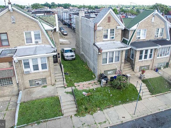 5th image of 1407 E Lycoming St