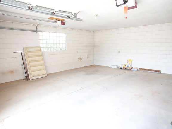 2 car garage