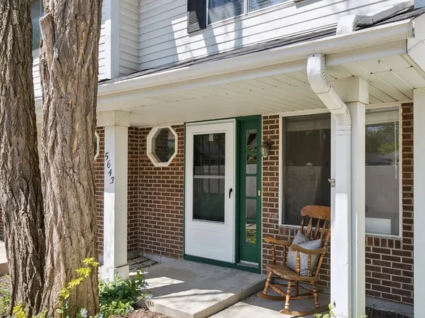 5643 Holmes Ave, Clarendon Hills, IL 60514