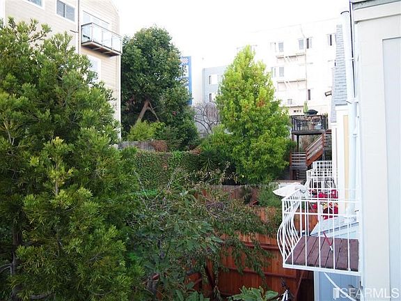 5th image of 170 Guerrero St APT E