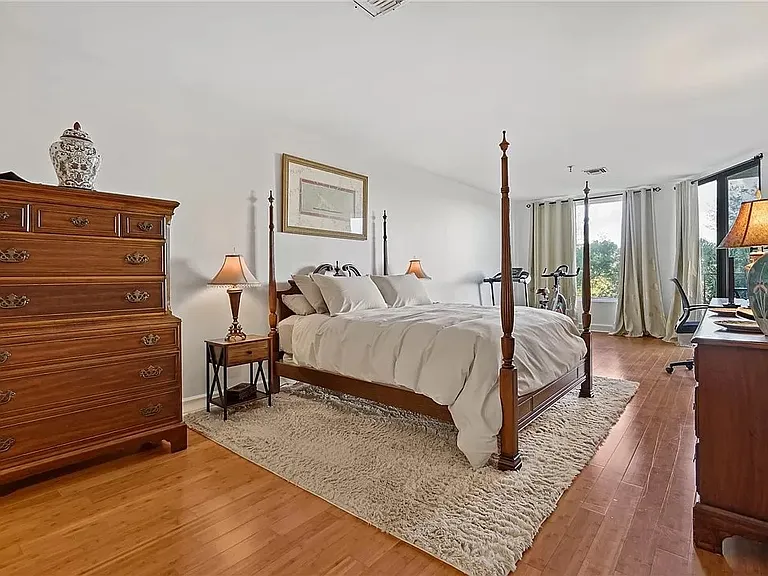 1 Marina Dr #204A — Photo 3