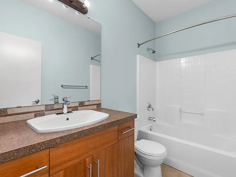 3062 Banks Ln SW — Photo 9