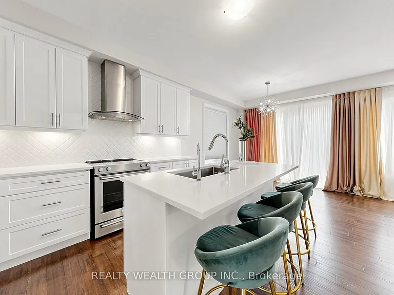 29 Frederick Pearson St — Photo 5