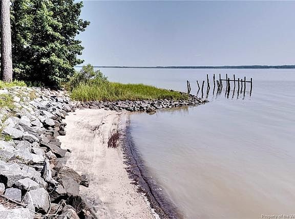 3rd image of 167 Riverview Plantation Dr