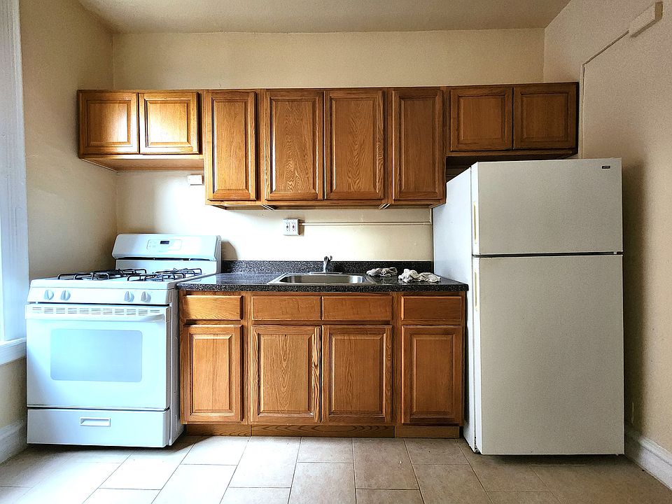 2nd image of 120-11 109th Ave #G8