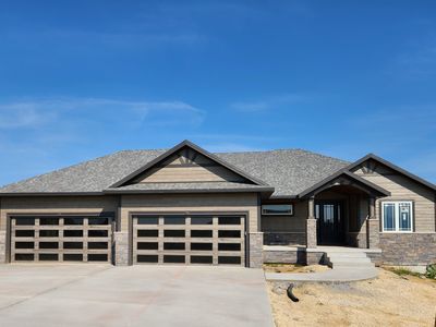 8165 Hugo Dr, Peosta, IA, 52068