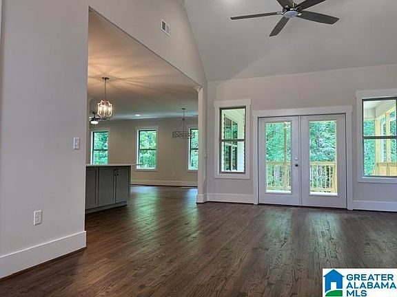 4th image of 3005 Grey Oaks Ct