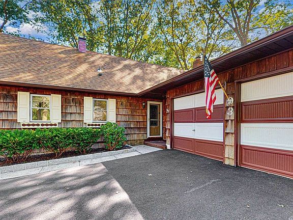 2nd image of 93 Forest Dr