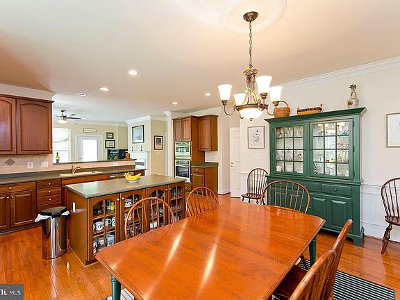 2nd image of 114 Osprey Dr