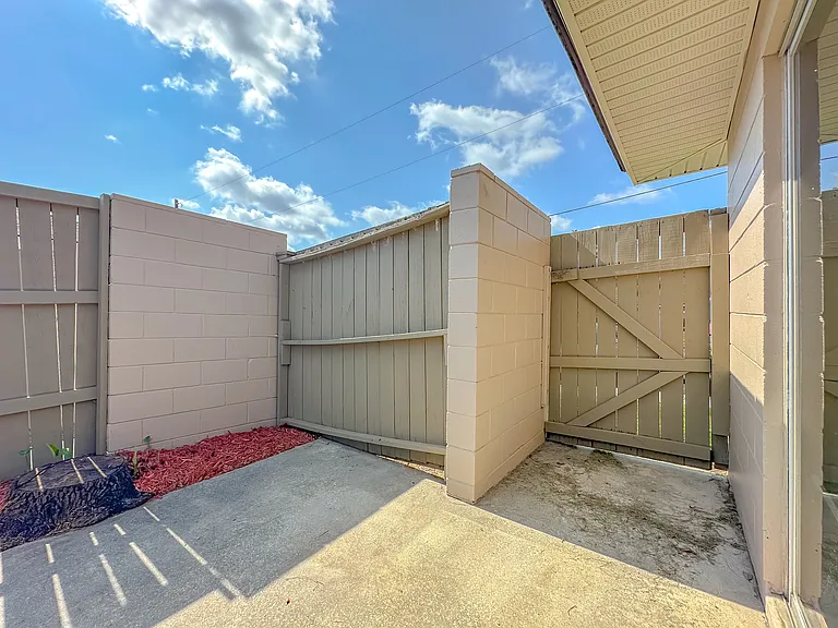 2241 W Pensacola St #68 — Photo 30